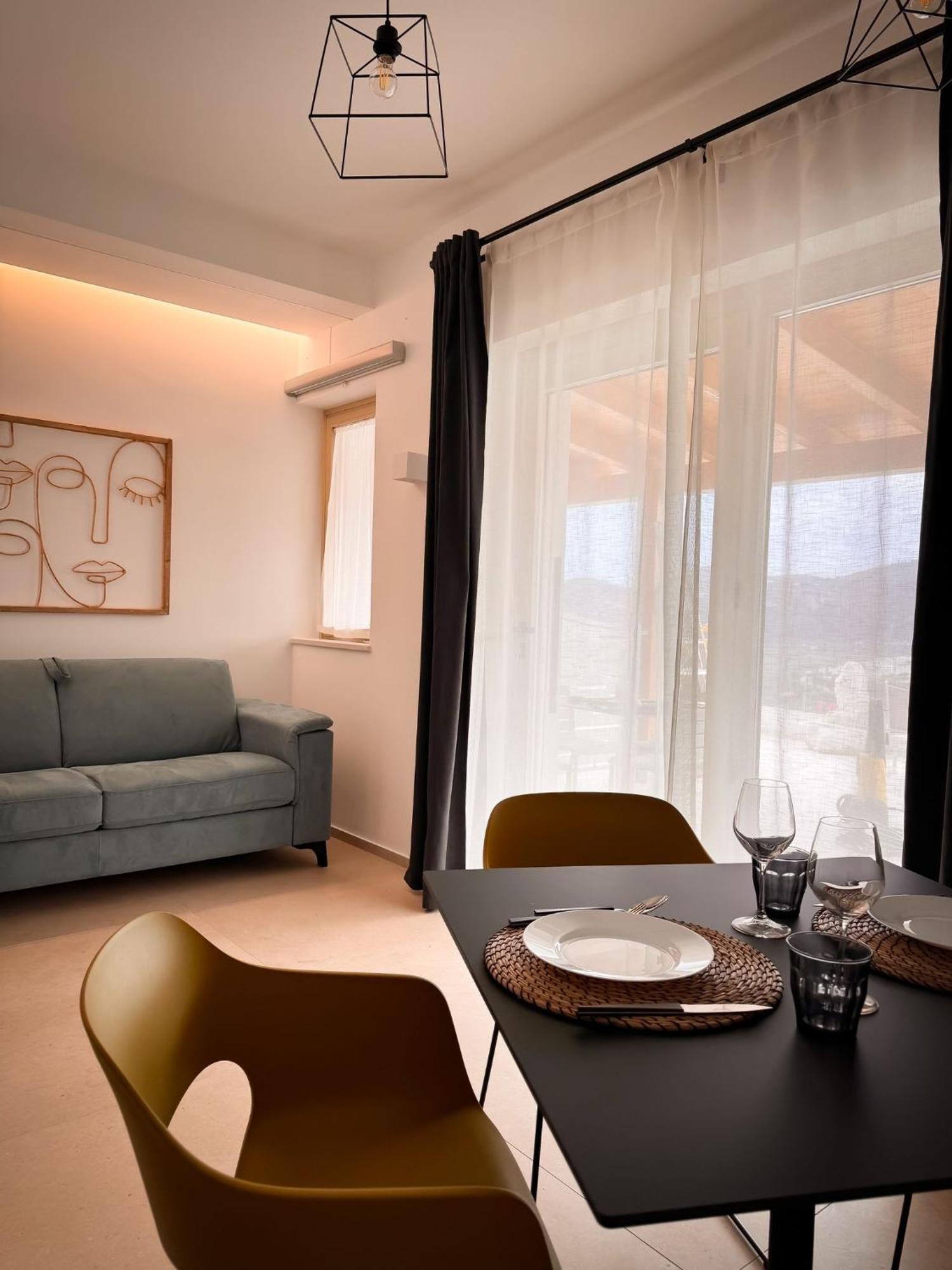 Aura Apartments Mattinata Exterior foto